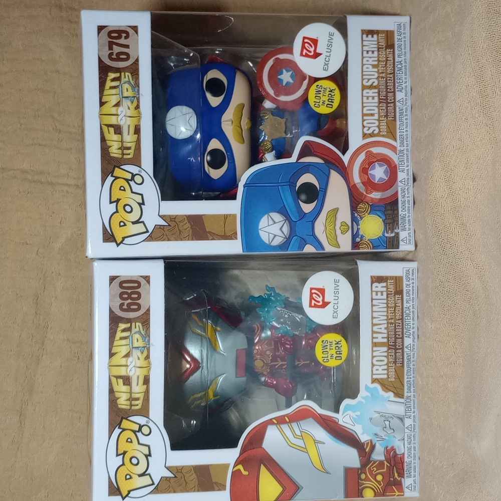 2 Funko Pop Soldier Supreme & Iron Hammer